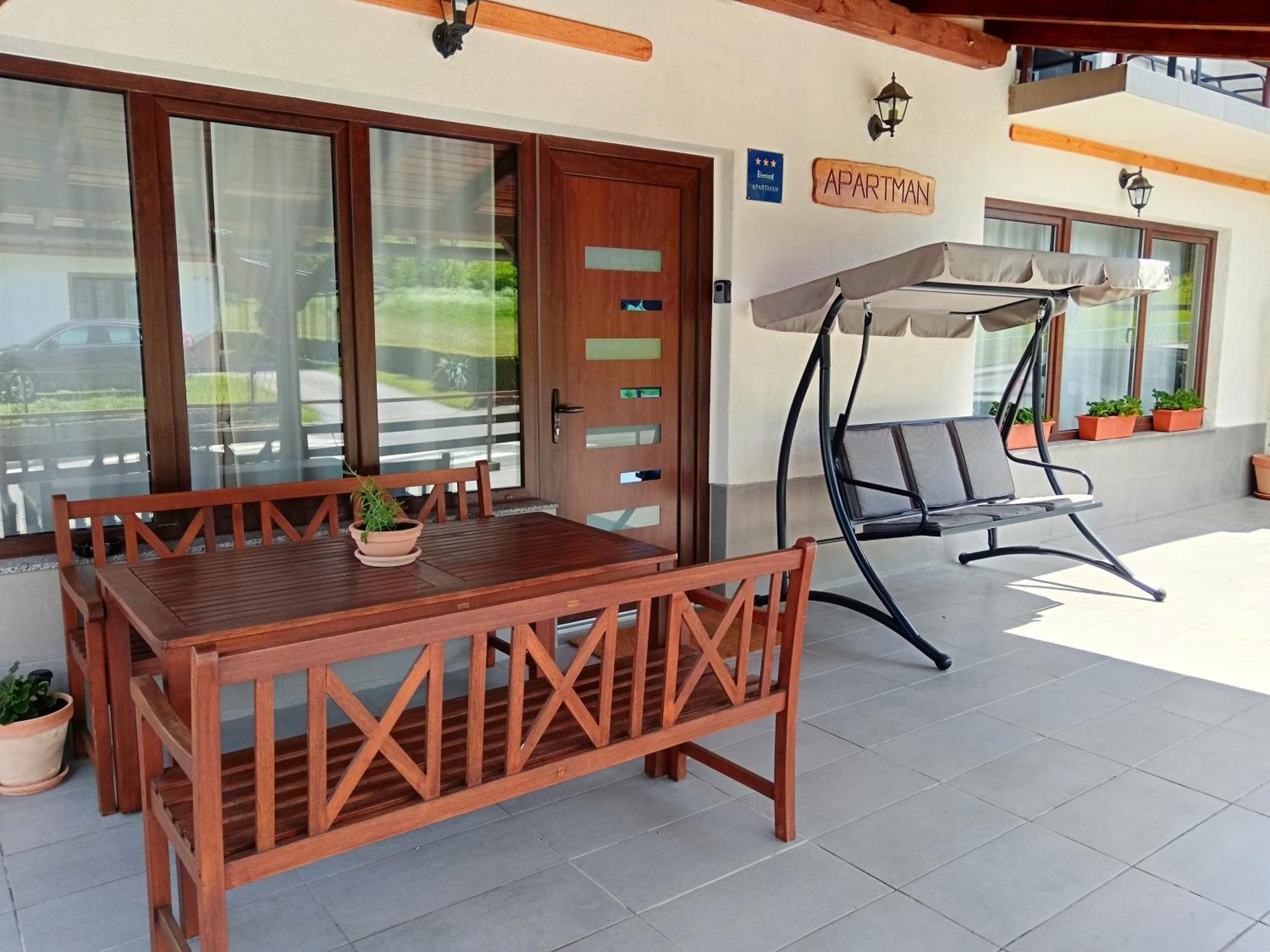 Apartman Thea Gomirje Quarto foto